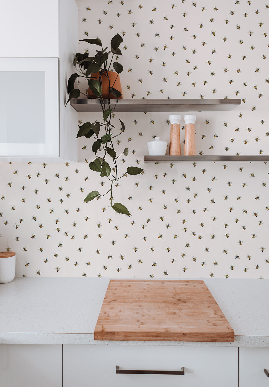 Bee - Cream Wallpaper by Cara's Garden