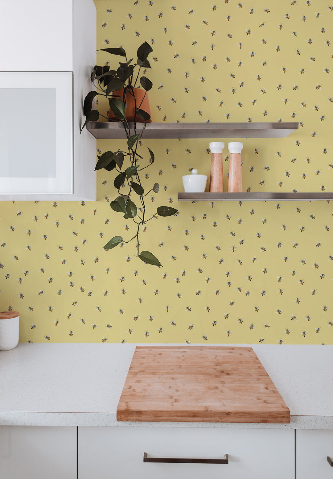 Bee - Gold Wallpaper by Cara's Garden