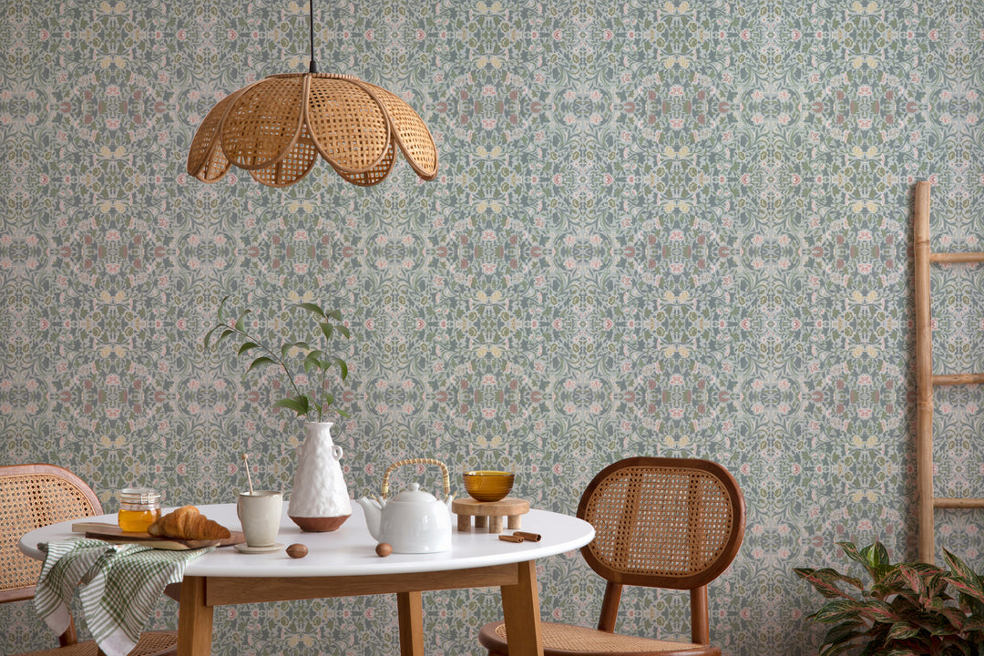 English Vine Floral Wallpaper