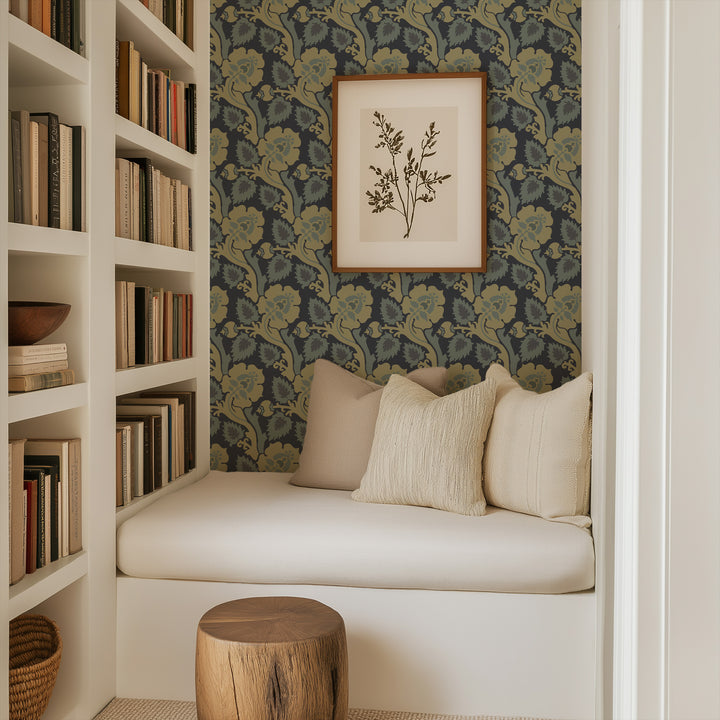 Paisley Briar - Golden Hour Botanical Wallpaper