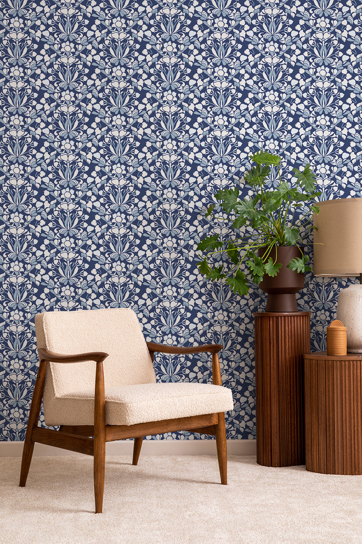 Snapdragon - Navy Blue Floral Wallpaper