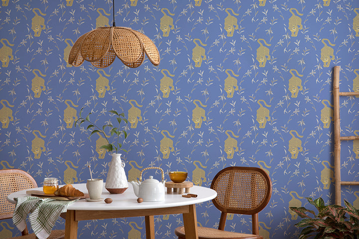 Stalking Tiger - Royal Wallpaper