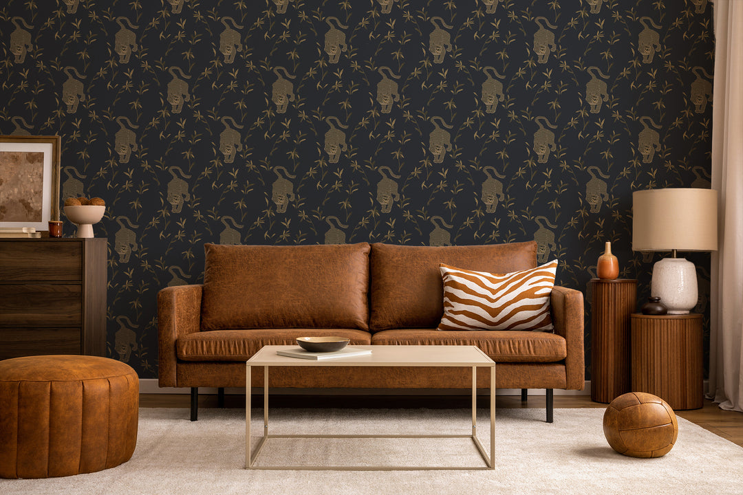 Stalking Tiger - Inkwell Wallpaper