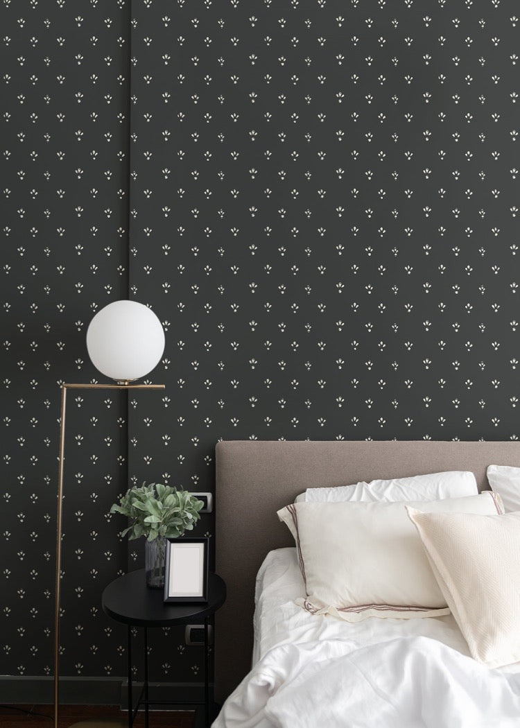 Fleur - Soot Black Wallpaper