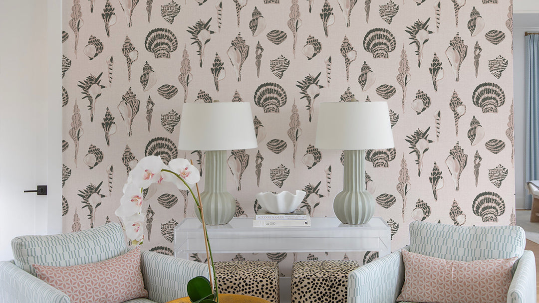 A Classic: 8 Rose Wallpaper Designs For A Fresh Yet Timeless Look