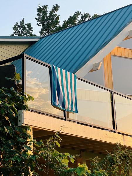 10 Lake House Decor Ideas - 2024