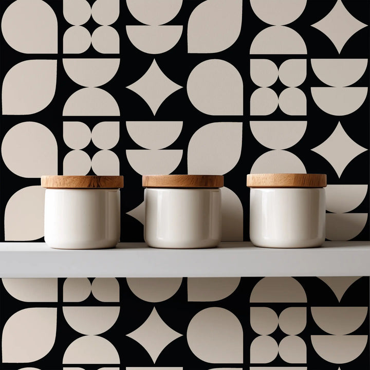 Arcadia Rhythm Large Black Almond