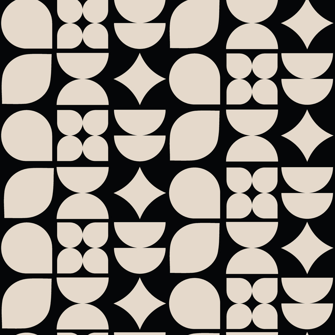 Arcadia Rhythm Large Black Almond