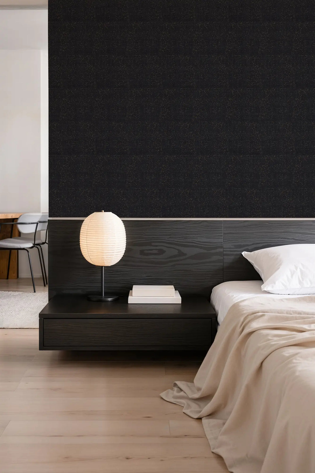 Gilded Mist Black
