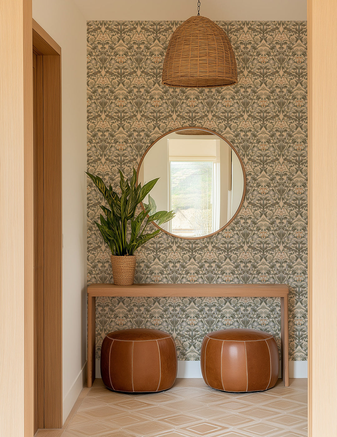 Ribbon Lily - Pale Peach Wallpaper