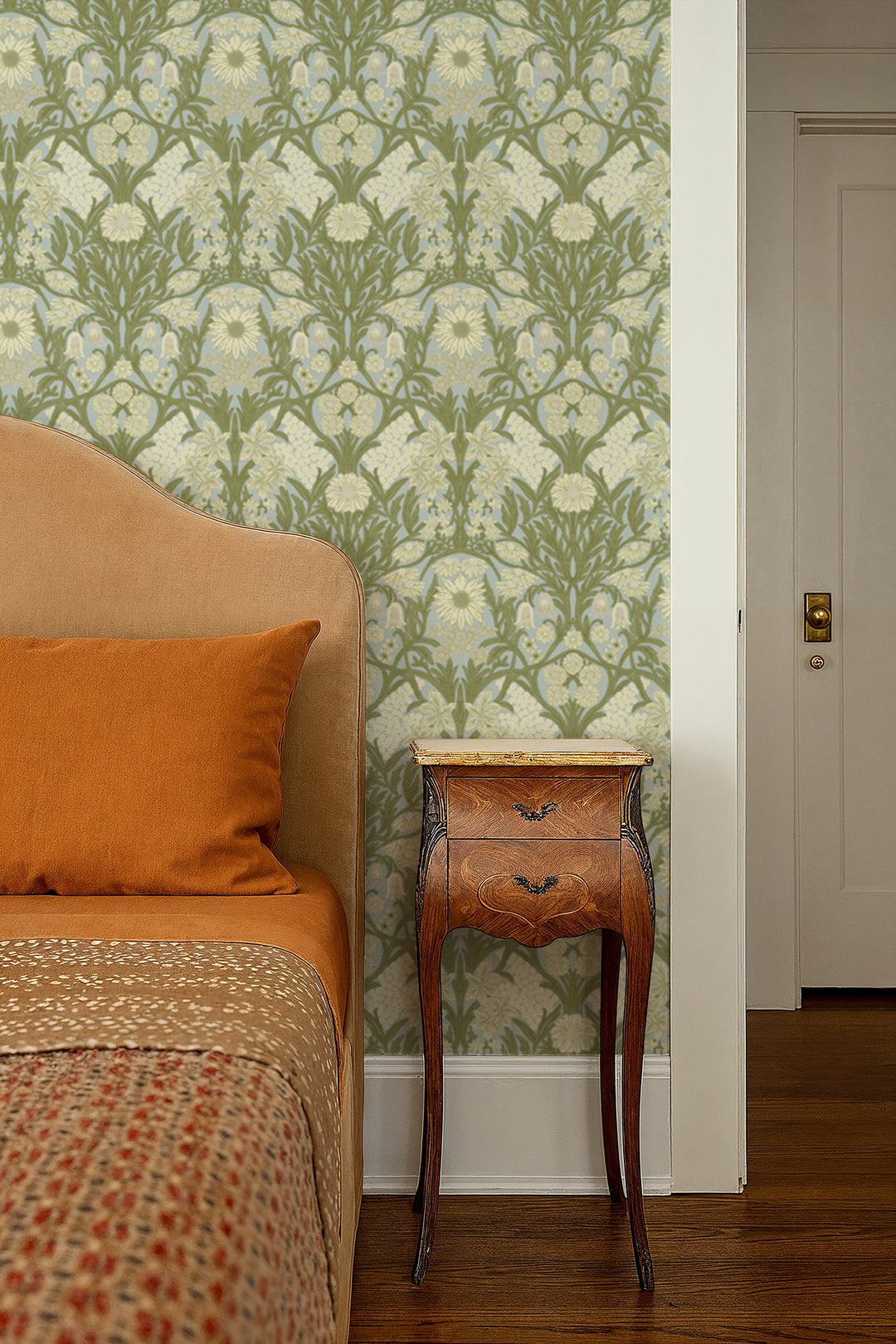 Wild Meadow - Afternoon Green Wallpaper