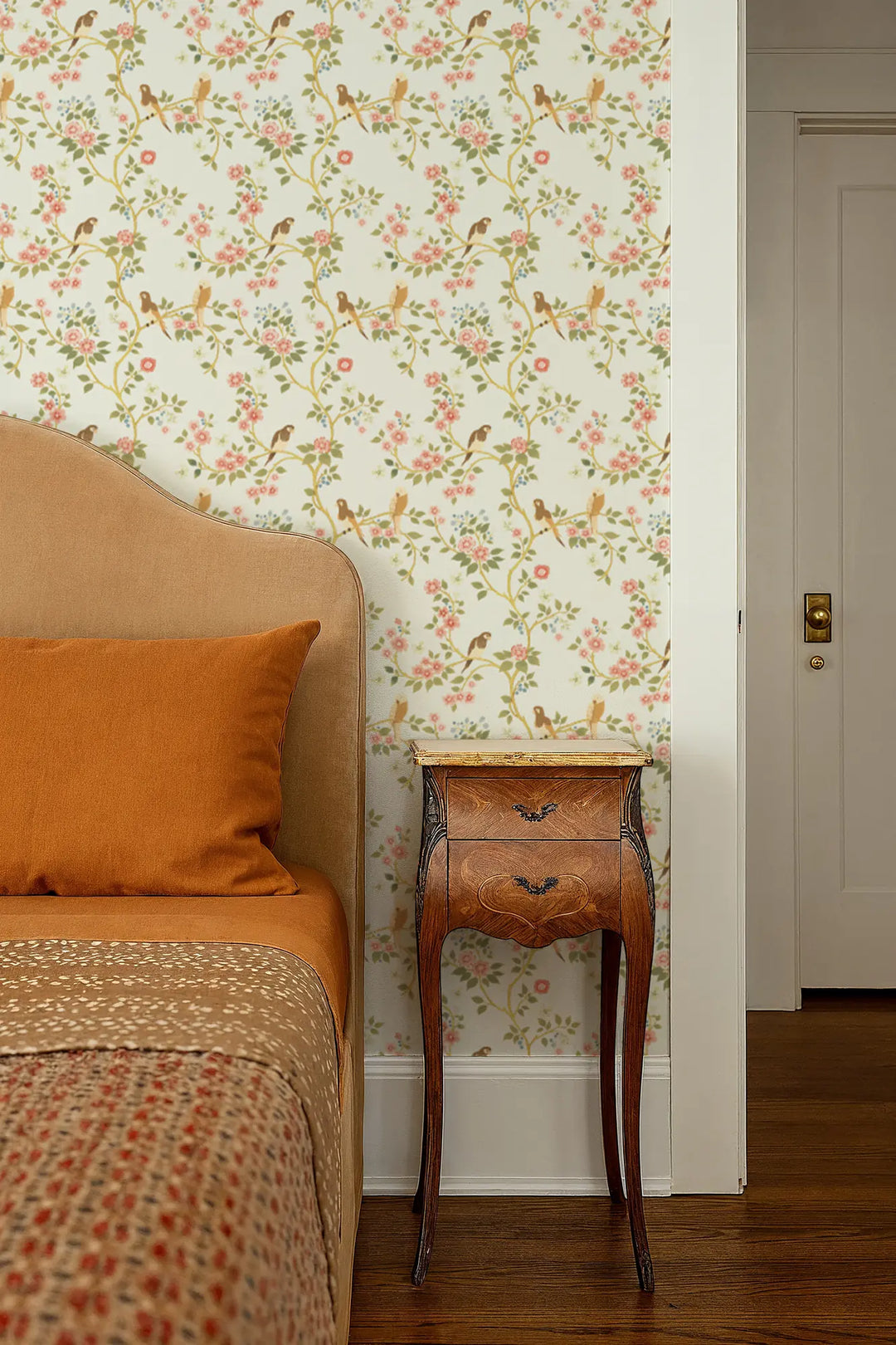 Blossom Perch - Soft White Wallpaper