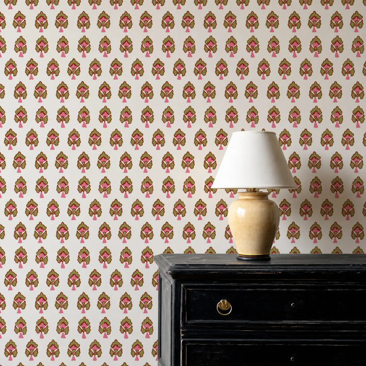 Trillium - Lancaster Wallpaper by August Table